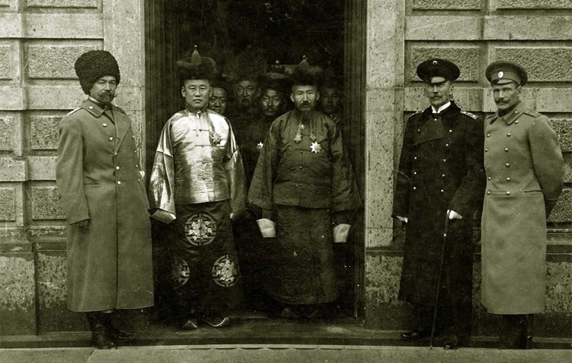 Сайн Ноён хан Намнансүрэнгийн Орост хийсэн айлчлалын үеийн зураг